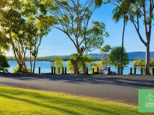 Foreshore Position. Endless Possibilities. A Rare Tin Can Bay Opportunity