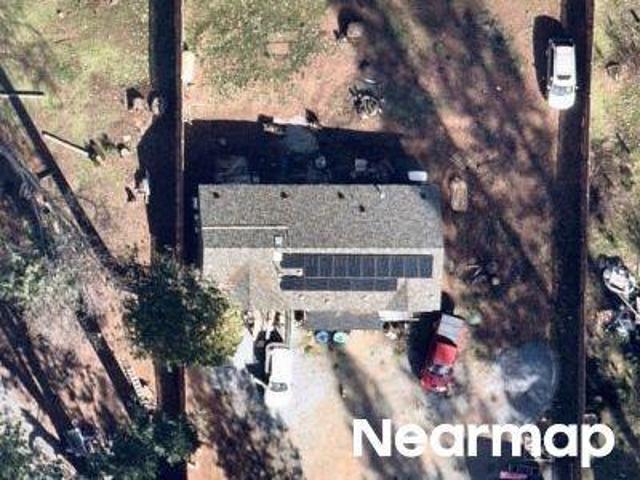 Forest Glen Dr