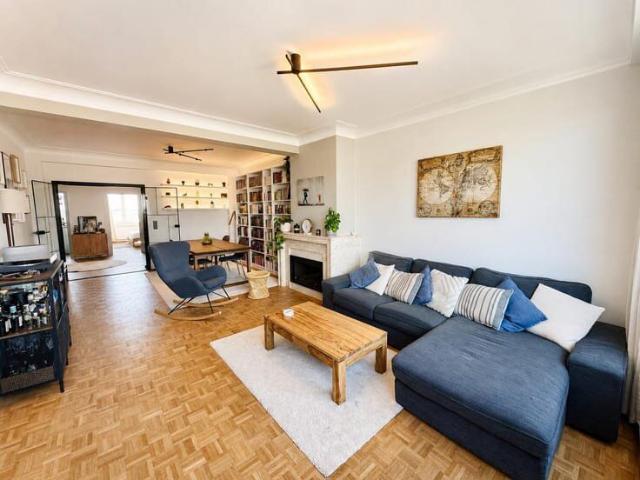 FOREST / DUDEN PARK – RENOVATED 2 BED FLAT + BALCONY