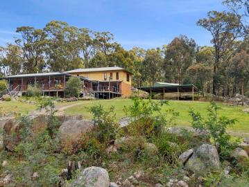 Forest Hideaway in Beautiful Benloch