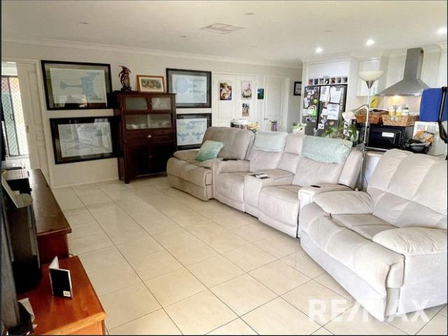 Forest Hill Family Home