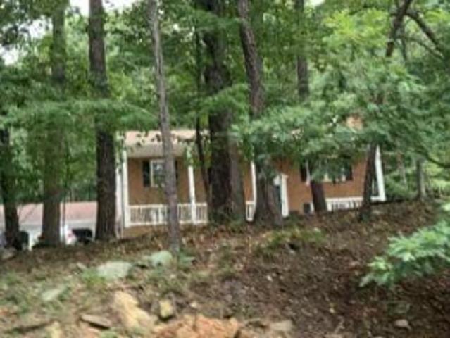 Forest Oak Dr