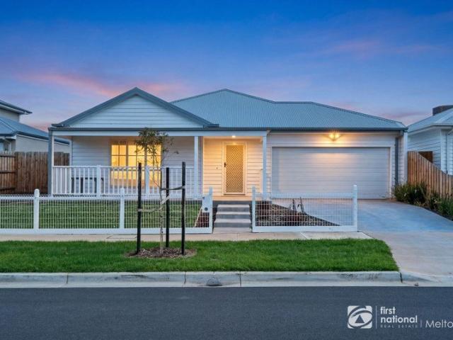 Uninterrupted Views, Quiet Position and a Home That Feels Brand New!