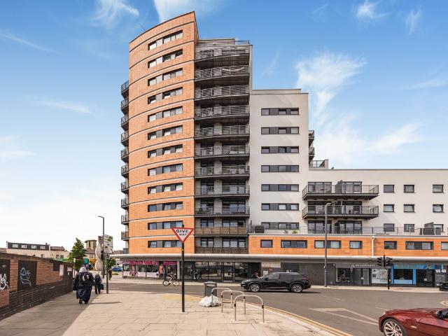 Forest Lane, London E15, 1 bed flat to rent, £1,600 pcm | PrimeLocation