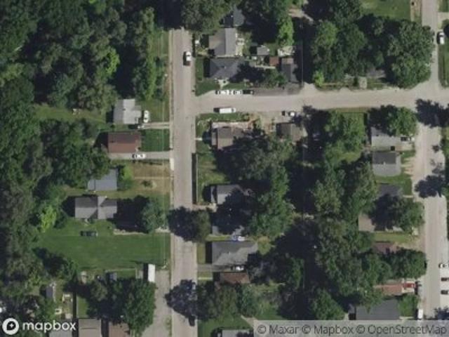 Forest Manor Ave