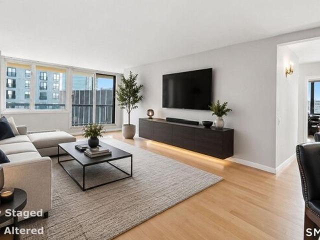 Forest St Apt L, Stamford, Condo For Sale