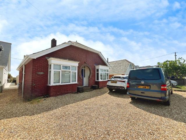 Forest Road, Winford PO36, 3 bed bungalow to rent, £1,200 pcm | PrimeLocation