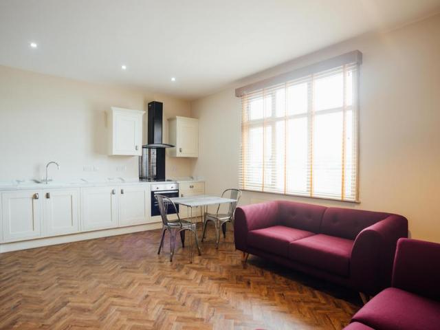 Forest Road, Loughborough LE11 2 bed house to rent £1,652 pcm £381 pw