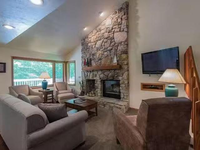 Forest Ridge Road