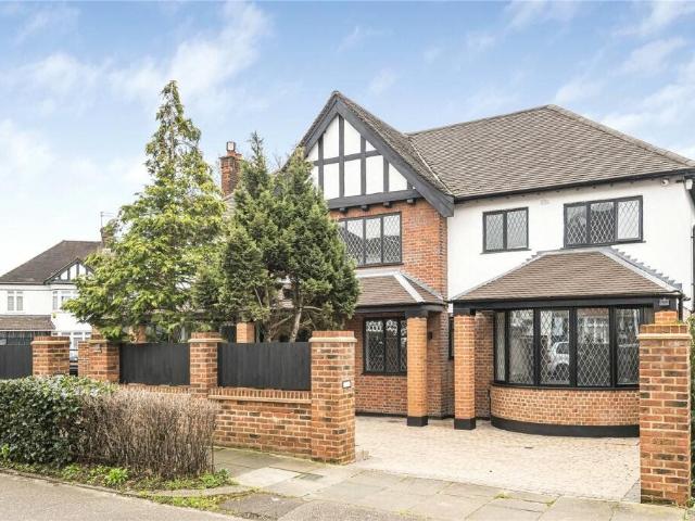 Forestdale, Southgate N14, 5 bed detached house to rent, £4,999 pcm | PrimeLocation