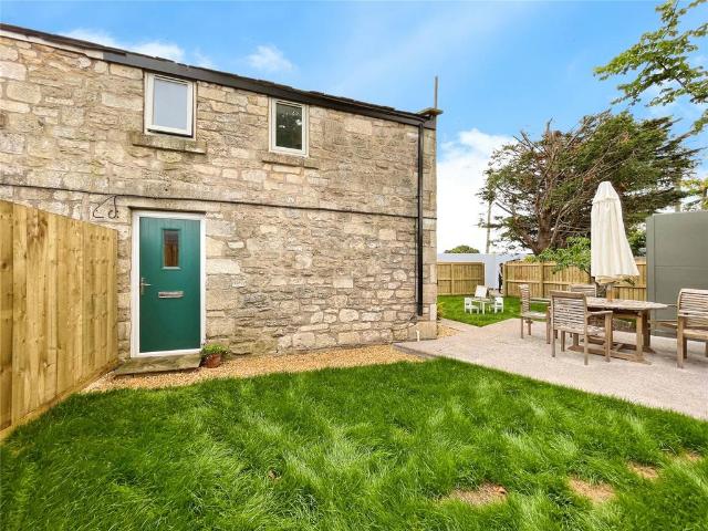 Forewoods Common, Holt 2 bed semi detached house to rent £1,300 pcm £300 pw