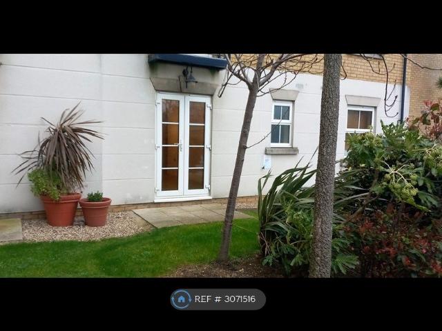 Forge Way, Southend On Sea SS1, 2 bed flat to rent, £1,400 pcm | PrimeLocation