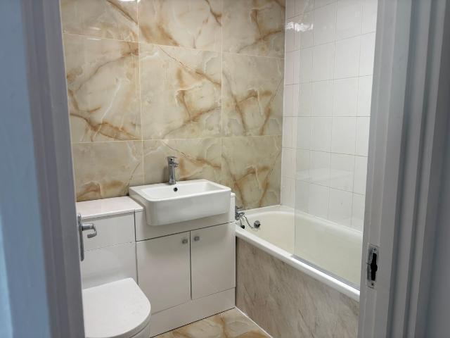 Forman Street, Calne SN11, 1 bed flat to rent, £950 pcm | PrimeLocation