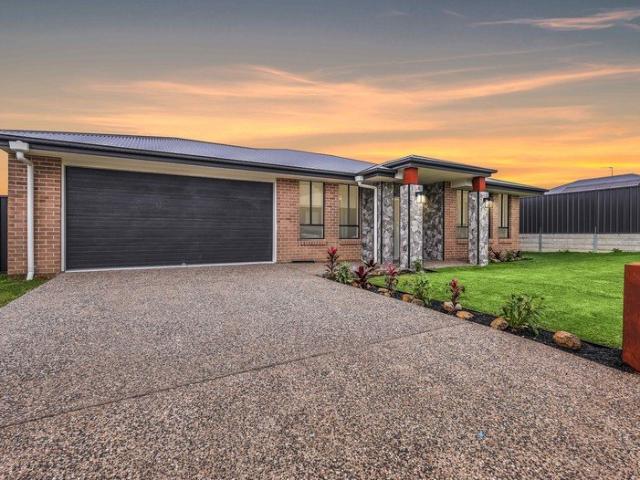 Formal Living and Dining AND Casual Living and Dining. Meet this SPACIOUS Brand New Home with style, premium features and a floorplan YOU'LL LOVE!