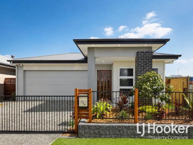 Former Display Home Unbeatable Location Walking Distance to 4 Local Schools