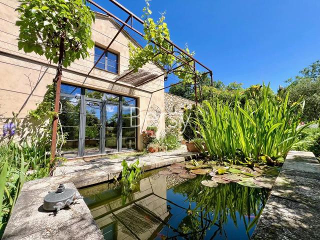 Formidable Villa de qualité Jardin luxuriant Au calme. 146m² Bédoin