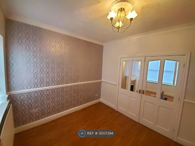 Forshaw Street, Warrington WA2, 2 bed terraced house to rent, £900 pcm | PrimeLocation