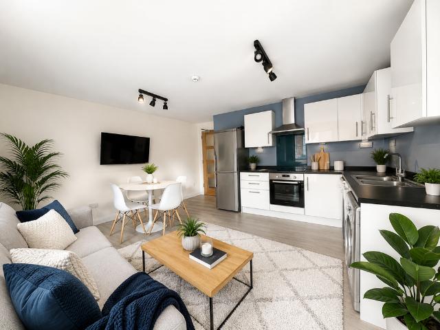 Forster Street 5 bed, Lenton NG7 5 bed flat to rent £2,498 pcm £576 pw