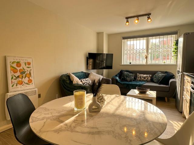 Forster Street 1 Bed Student. 1 bed flat to rent £525 pcm £121 pw