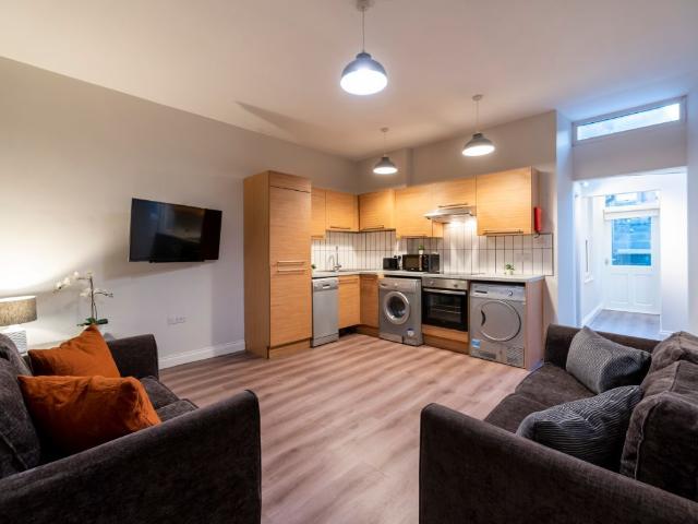 Forsyth Road, Newcastle NE2, 4 bed terraced house to rent, £736 pppm | PrimeLocation