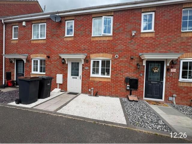 Forsythia Close, BEDWORTH, Warwickshire 2 bed terraced house to rent £1,015 pcm £234 pw