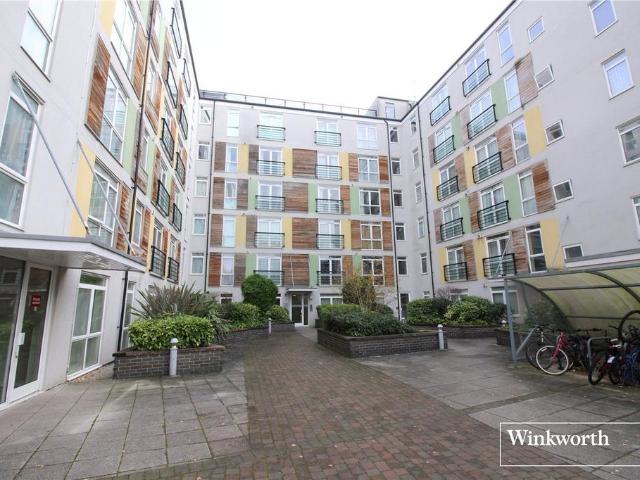 Foster House, Maxwell Road. 2 bed apartment to rent £1,650 pcm £381 pw