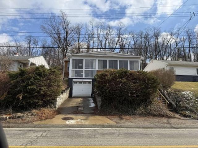 Foster Rd