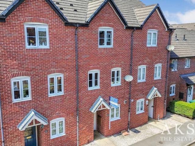 Foss Road, Derby DE65 4 bed terraced house to rent £1,325 pcm £306 pw