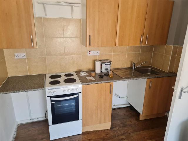 Fosse Lane, Leicester LE3, 1 bed flat to rent, £575 pcm | PrimeLocation