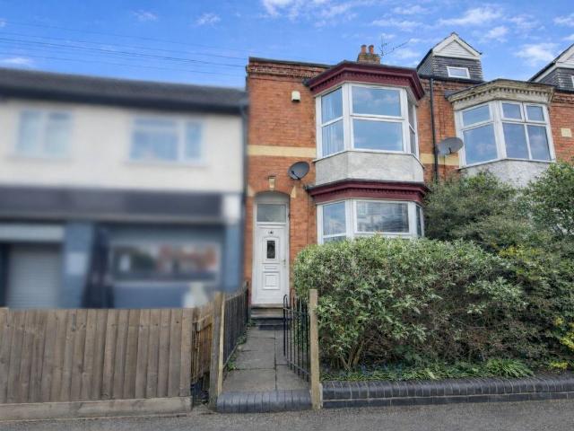 Fosse Road South, Leicester LE3, 4 bed terraced house to rent, £1,295 pcm | PrimeLocation
