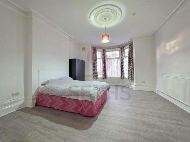 Fosse Road South, Westcotes, Leicester, LE3
