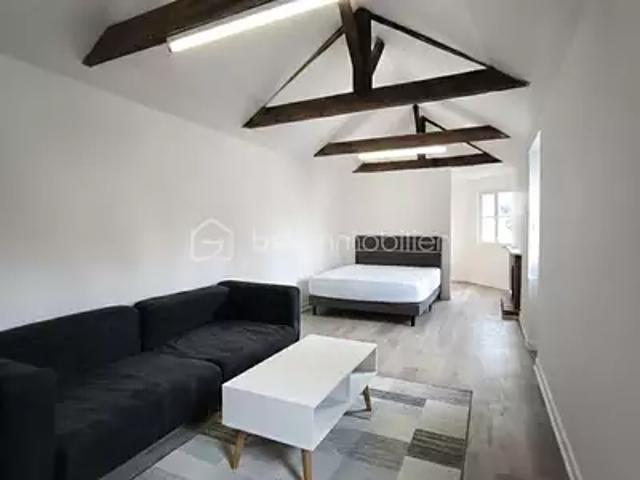 Fougères 35300 Location maison 10 pièces t10