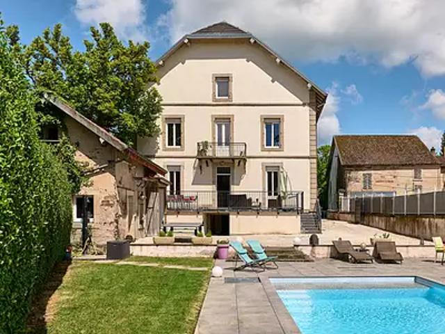 Fougerolles Saint Valbert 70220 Achat / Vente maison 11 pièces t11 piscine terrasse