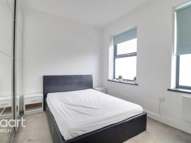Foundation Street, Ipswich 2 bed apartment to rent £1,150 pcm £265 pw