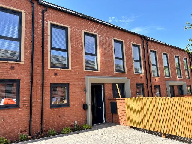 Foundry Avenue, Derby DE1, 2 bed town house to rent, £1,250 pcm | PrimeLocation