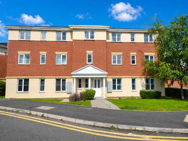 Foundry Lane, Widnes WA8, 2 bed terraced house to rent, £795 pcm | PrimeLocation