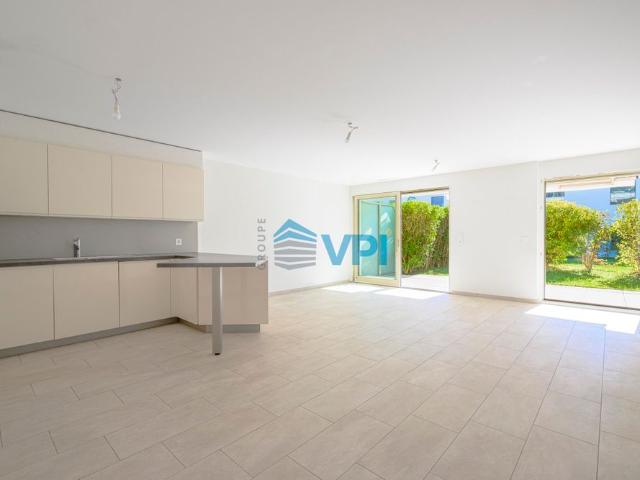 Founex – Superb furnished 3.5 room apartment with private garden
