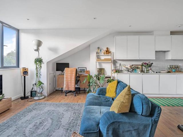 Fountayne Road, Upper Clapton, London, N16 7DX, United Kingdom | 1 bed apartment for rent #139545689 | Rentberry