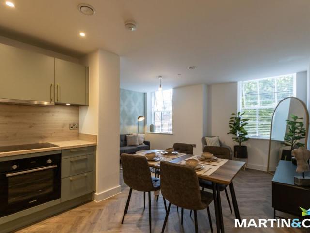 Fountain Court, Steelhouse Lane. 1 bed apartment to rent £1,200 pcm £277 pw