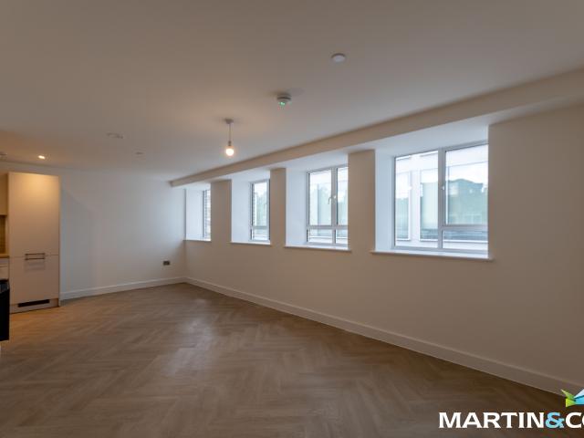 Fountain Court, Steelhouse Lane, Birmingham B4, 1 bed flat to rent, £1,150 pcm | PrimeLocation