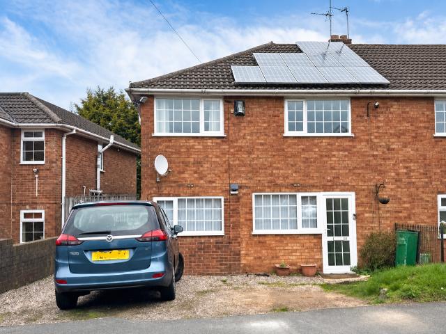 Fountain Drive, Telford, Shropshire TF2, 5 bed semi detached house to rent, £1,300 pcm | PrimeLocation