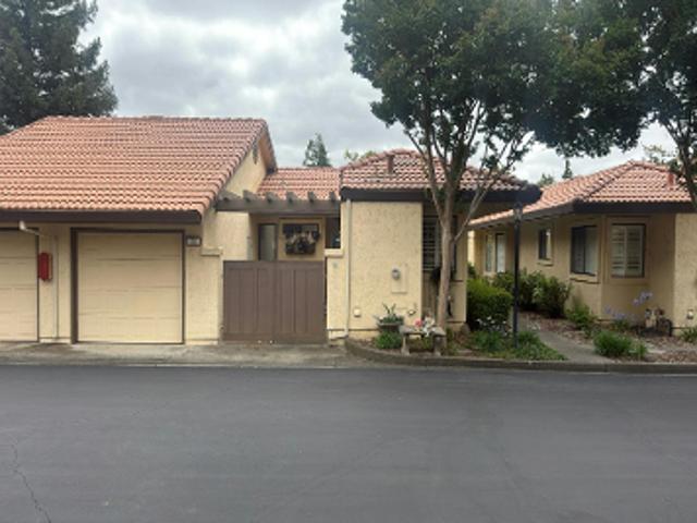 Fountain Grove Cir