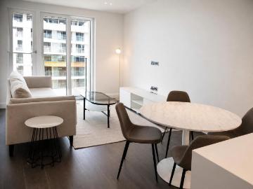 Fountain Park Way, London W12 2 bed apartment to rent £3,900 pcm £900 pw