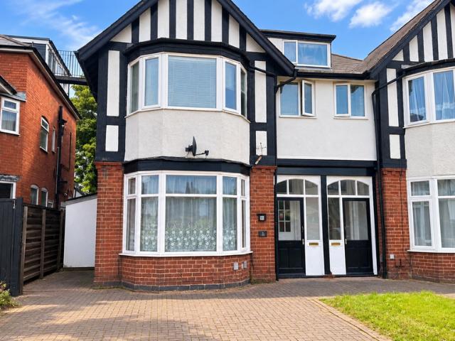 Fountain Road, Birmingham, B17 1 bed apartment to rent £695 pcm £160 pw