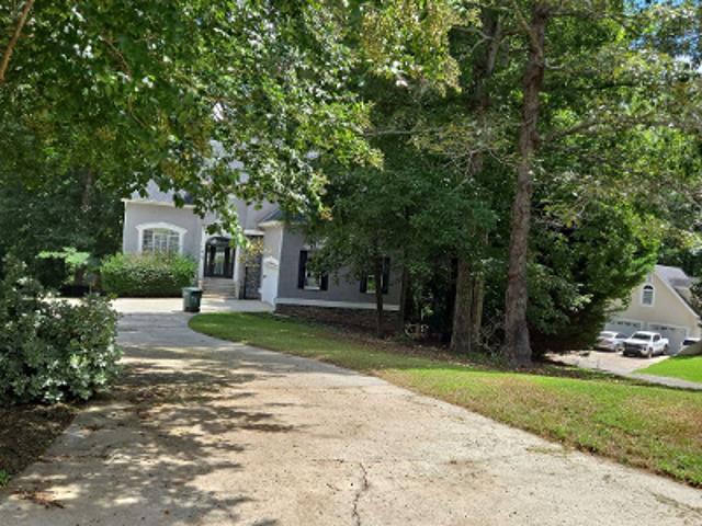 Four Oaks Dr