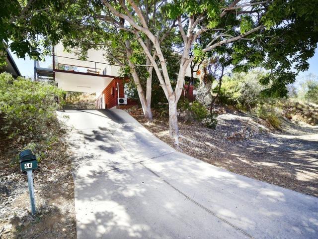 FOUR BEDROOM, 3 BATHROOM HOME IN DESIRABLE AREA