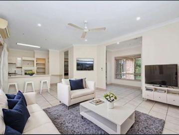 Four Bedroom Annandale Delight with Pool