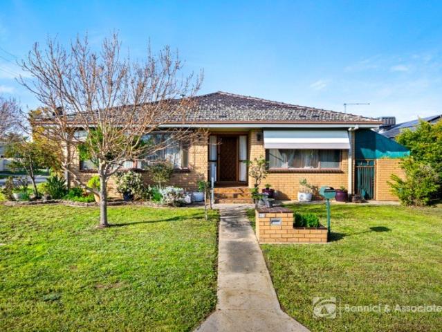 FOUR BEDROOM APPEAL IN CONVENIENT LAVINGTON LOCATION