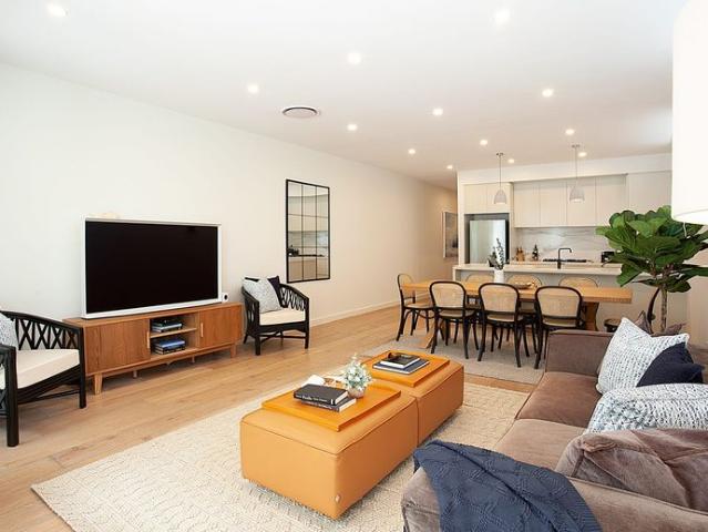 Four bedroom beachside family paradise with private pool and garden $4,000/week fully furnished inc bills