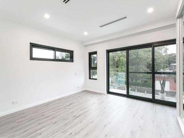 Four Bedroom Duplex In Prime Location